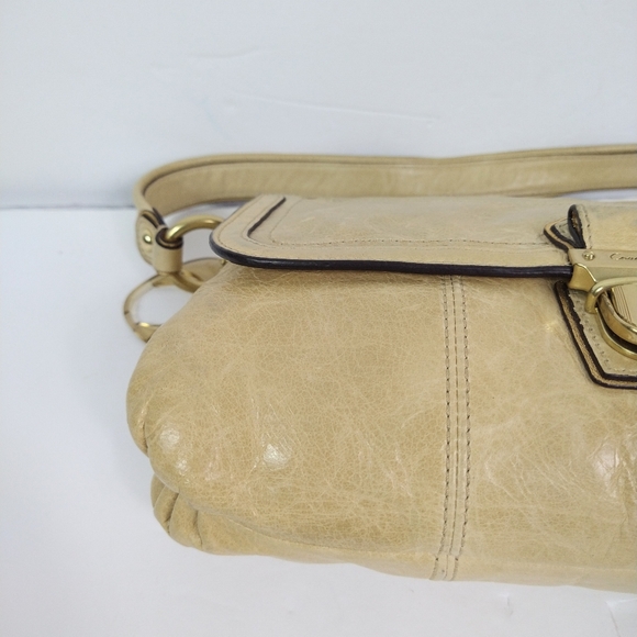 Coach Layla distressed leather small purse - Picture 10 of 13